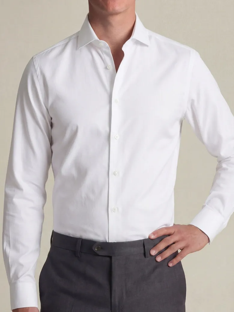 Camisa de popelina blanca lisa de fácil planchado