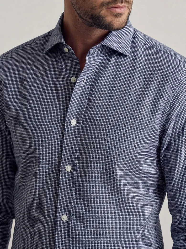Camisa de popelina blanca lisa de fácil planchado