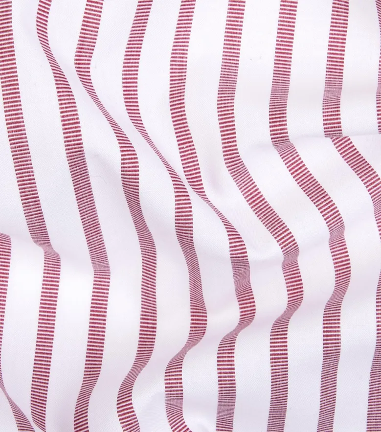 Camisa de popelina blanca lisa de fácil planchado