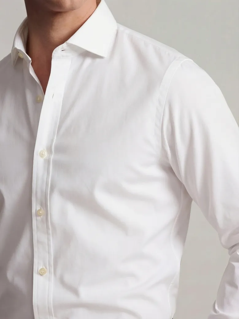 Camisa de popelina blanca lisa de fácil planchado