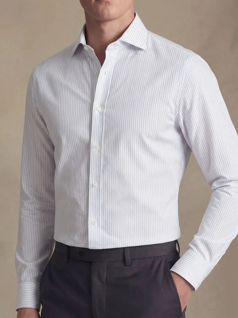 Camisa de popelina blanca lisa de fácil planchado