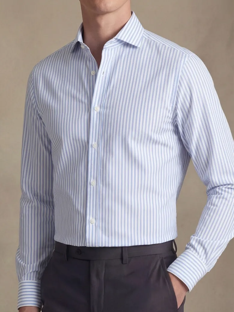 Camisa de popelina blanca lisa de fácil planchado