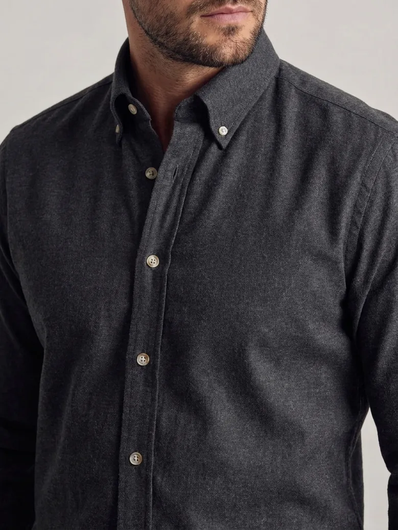 Camisa de popelina blanca lisa de fácil planchado