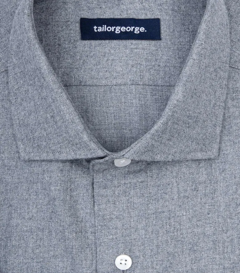 Camisa de popelina blanca lisa de fácil planchado
