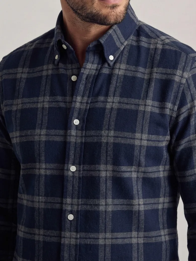 Camisa de popelina blanca lisa de fácil planchado