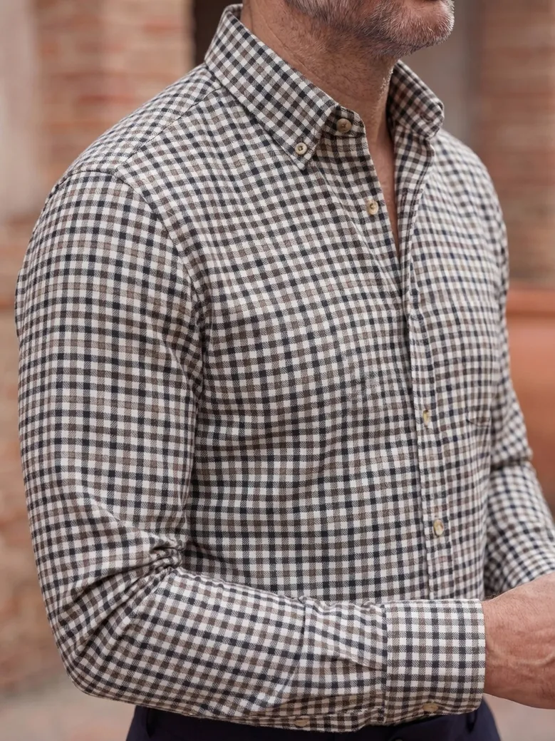 Camisa de popelina blanca lisa de fácil planchado