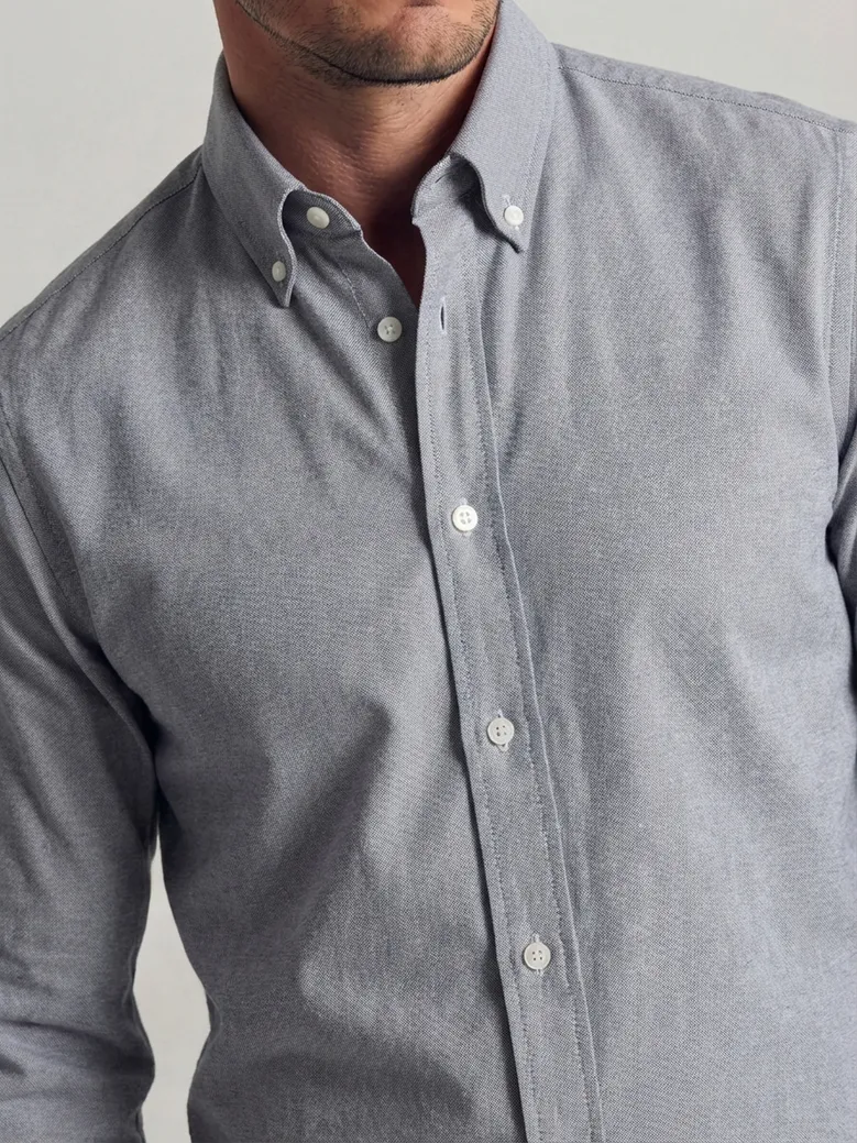 Camisa de popelina blanca lisa de fácil planchado