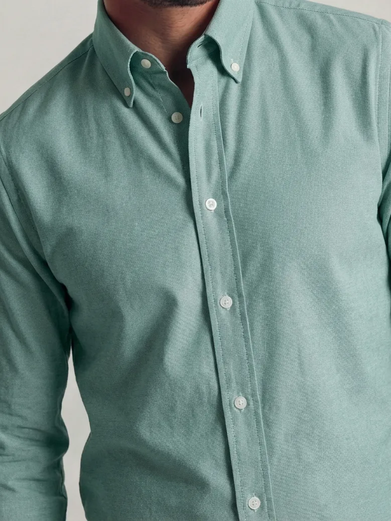 Camisa de popelina blanca lisa de fácil planchado