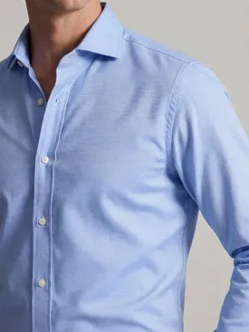 Camisa dobby azul cielo lisa de fácil planchado