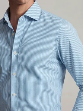 Camisa de popelina de rayas azul claro de fácil planchado